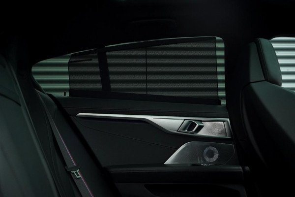 BMW 8 Serie Gran Coupé 840i xDrive High Exe Individual / B&W / Pano / Carbon / M-Stoelen / Adaptive