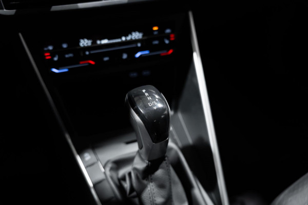 Volkswagen Polo 1.0 TSI Life Business