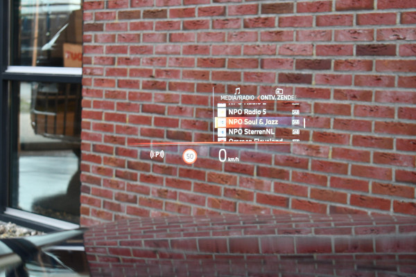 BMW i5 Touring eDrive40 M-Sport Pano Adp-demping B&W Comfzetel+Vent 20inch