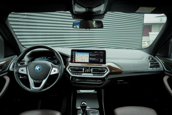 BMW X3 xDrive30e LCI / Pano / Elek Trekhaak / Facelift / HUD / Incl BTW
