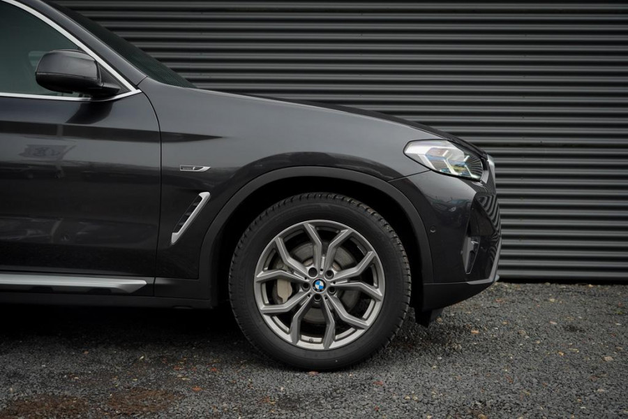 BMW X3 xDrive30e LCI / Pano / Elek Trekhaak / Facelift / HUD / Incl BTW