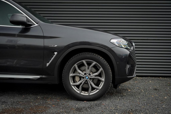 BMW X3 xDrive30e LCI / Pano / Elek Trekhaak / Facelift / HUD / Incl BTW