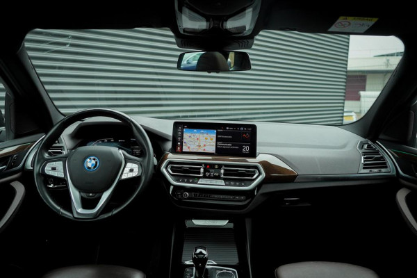BMW X3 xDrive30e LCI / Pano / Elek Trekhaak / Facelift / HUD / Incl BTW