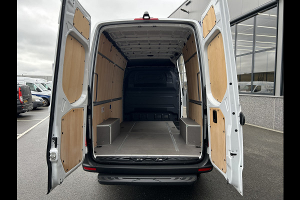 Mercedes-Benz Sprinter 317 CDI L2 H2 Automaat / 360 Camera / MBUX / Navigatie / Cruise control / Airco / 270 Graden achterdeuren