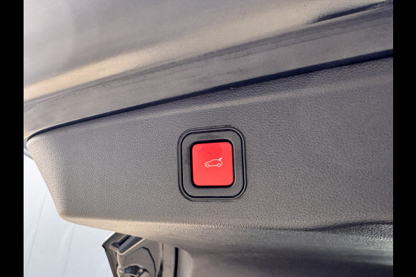 Jeep Avenger 1.2 Altitude | Winterpakket | Camera | Apple/Android CarPlay | Electrische achterklep | Cruise control | Navigatie