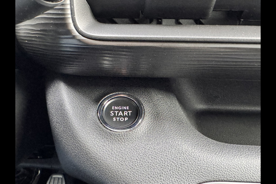 Jeep Avenger 1.2 Altitude | Winterpakket | Camera | Apple/Android CarPlay | Electrische achterklep | Cruise control | Navigatie