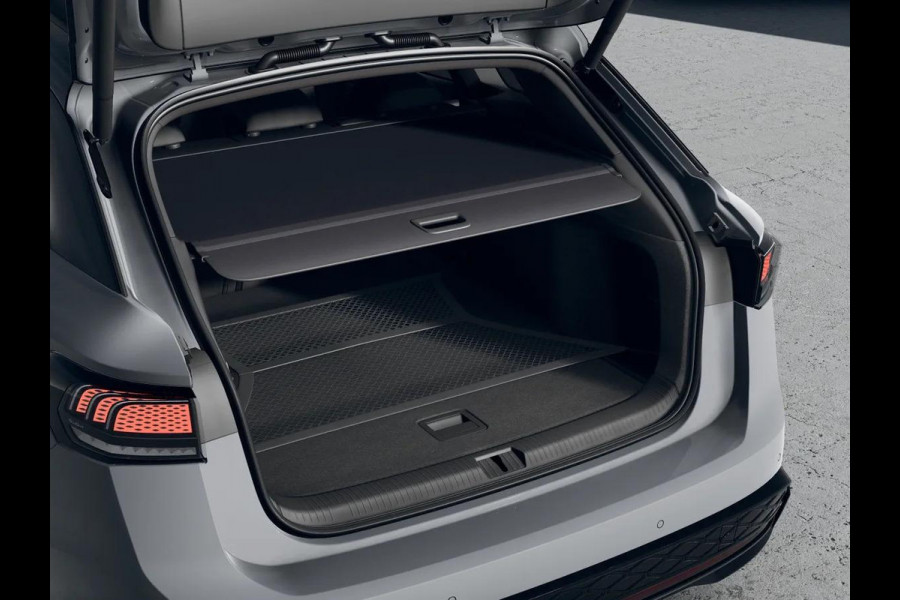 Volkswagen ID.7 Tourer GTX Limited Edition 86 kWh 340 PK | 21 Inch | Trekhaak | Camera