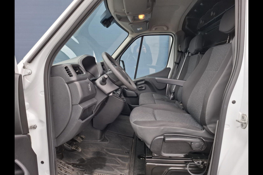 Opel Movano 2.3 Turbo L2H3 CARPLAY / L2H2 / CRUISE CONTROLE / 3 ZITS / NAVI / EURO 6