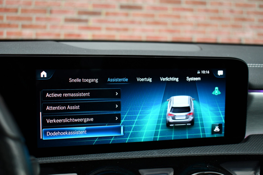 Mercedes-Benz A-Klasse 250e AMG Line Pano Burmester El-zetels