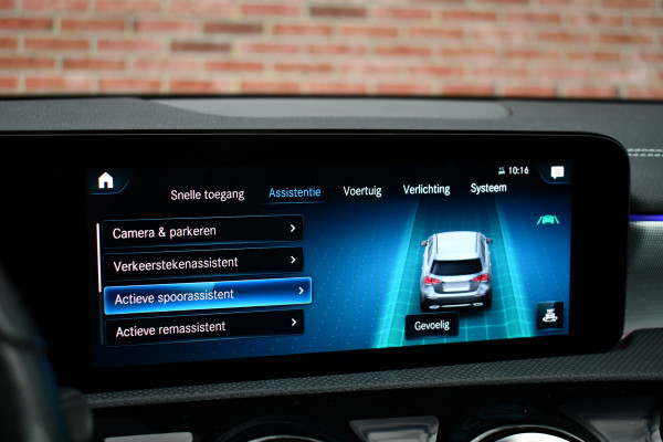 Mercedes-Benz A-Klasse 250e AMG Line Pano Burmester El-zetels