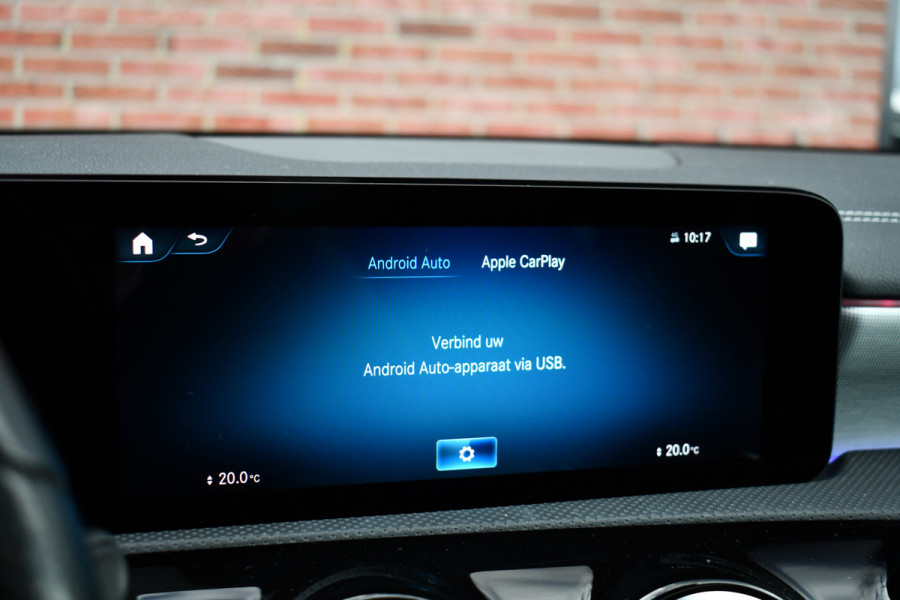 Mercedes-Benz A-Klasse 250e AMG Line Pano Burmester El-zetels