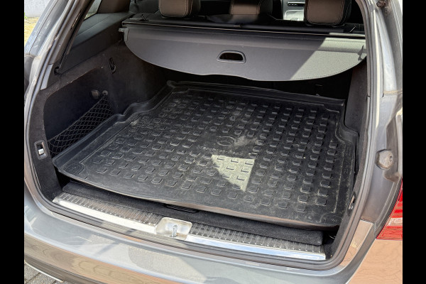 Mercedes-Benz C-Klasse Estate 200 Business Solution AMG | Origineel NL | Multi beam | Parkassist | Dodehoeksensoren | Stoelverwarming