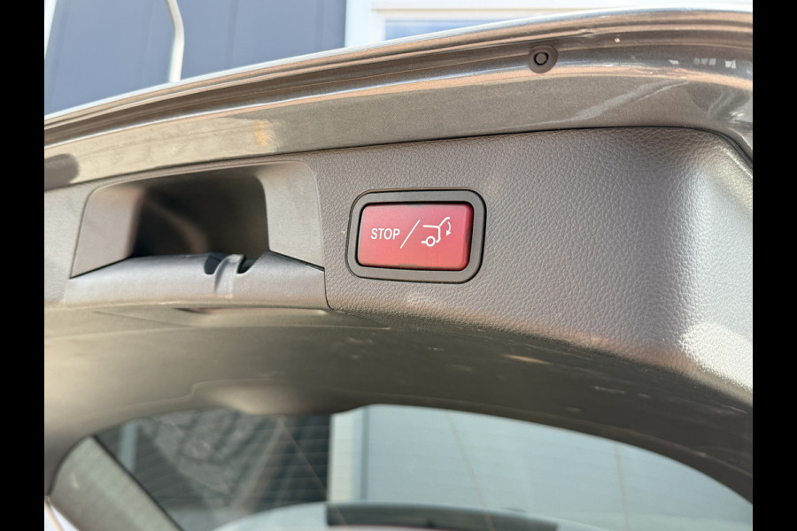 Mercedes-Benz C-Klasse Estate 200 Business Solution AMG | Origineel NL | Multi beam | Parkassist | Dodehoeksensoren | Stoelverwarming