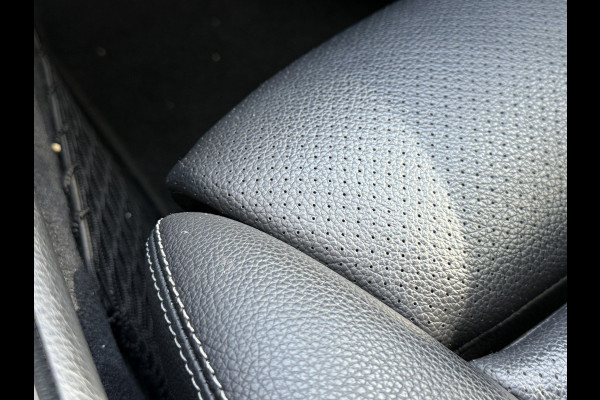 Mercedes-Benz C-Klasse Estate 200 Business Solution AMG | Origineel NL | Multi beam | Parkassist | Dodehoeksensoren | Stoelverwarming