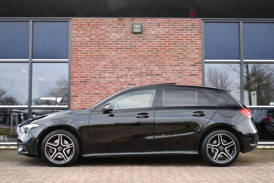 Mercedes-Benz A-Klasse 250e AMG Line Pano Burmester El-zetels