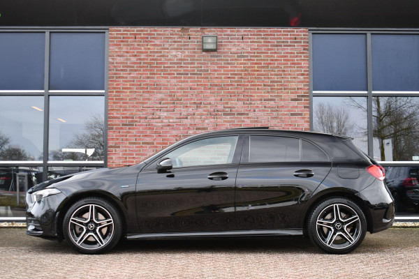 Mercedes-Benz A-Klasse 250e AMG Line Pano Burmester El-zetels