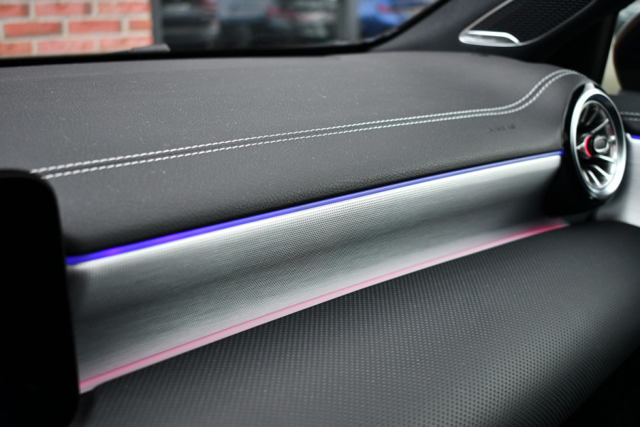 Mercedes-Benz A-Klasse 250e AMG Line Pano Burmester El-zetels