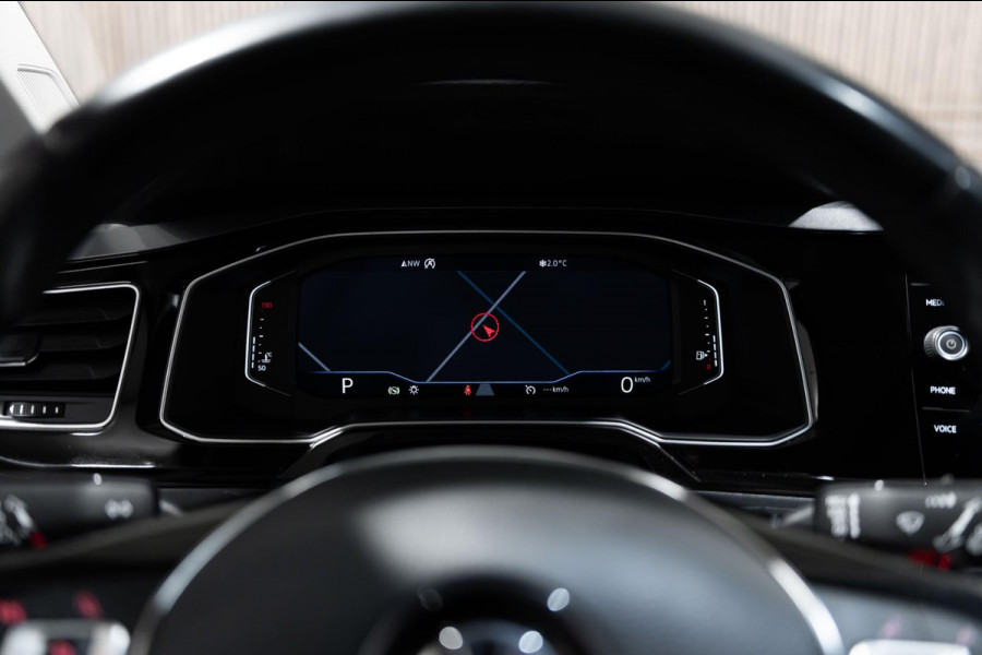 Volkswagen Polo 1.0 TSI R-Line DSG LED NAVI