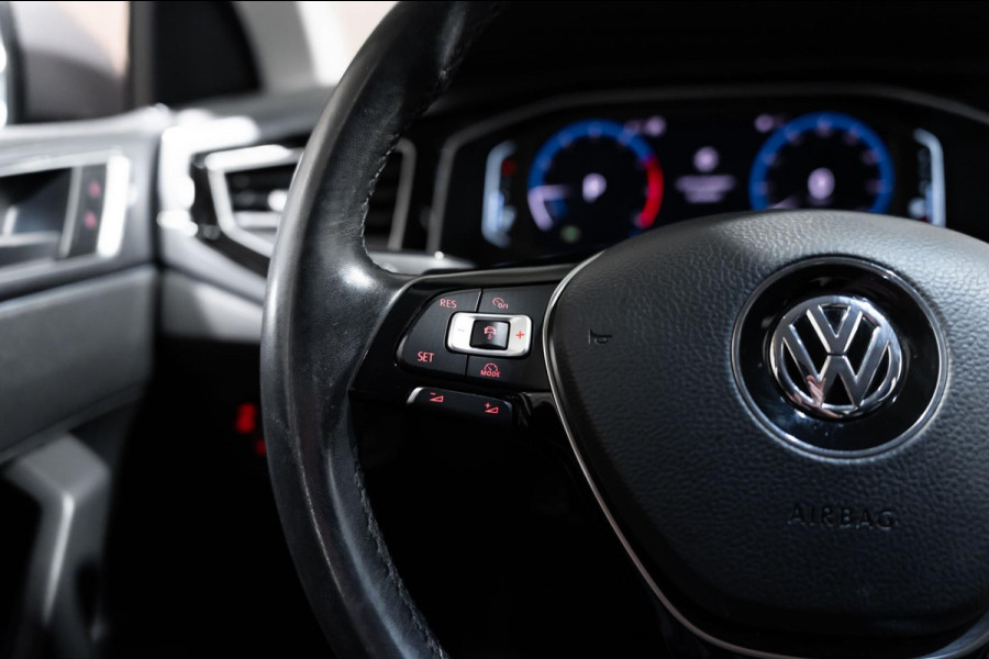 Volkswagen Polo 1.0 TSI R-Line DSG LED NAVI