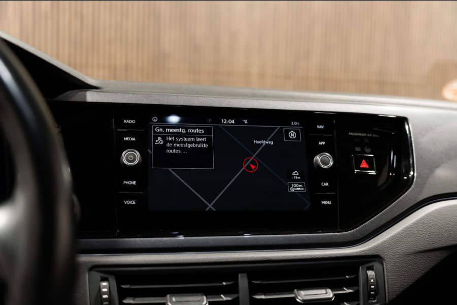 Volkswagen Polo 1.0 TSI R-Line DSG LED NAVI