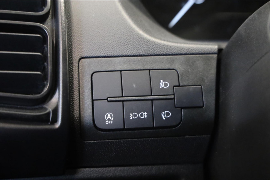 Peugeot Boxer 2.2 BlueHDi 180PK AUTOMAAAT LED CLIMA L2/H2 3.5t PDC CRUISE CONTR LEASE v/a €177 p.m.