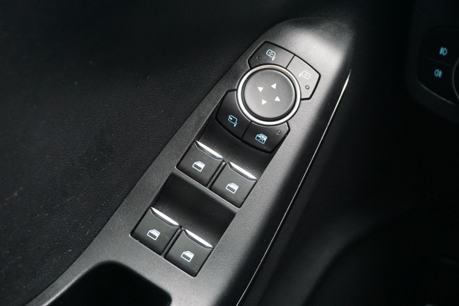 Ford Puma 1.0 EcoB 125PK Hybrid Titanium/Trekhaak/17Inch LMV /1e Eigenaar/NL-Auto.