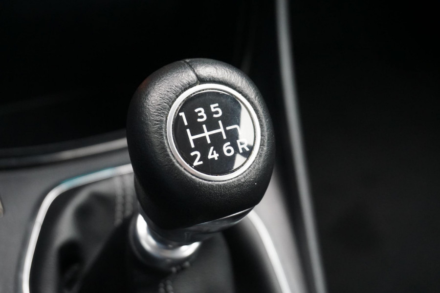 Ford Puma 1.0 EcoB 125PK Hybrid Titanium/Trekhaak/17Inch LMV /1e Eigenaar/NL-Auto.