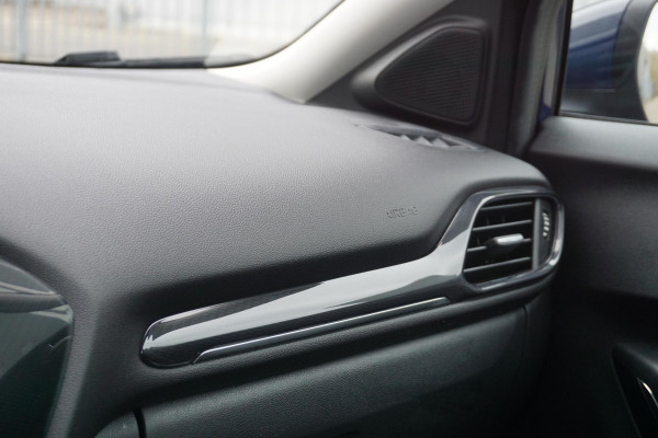 Ford Puma 1.0 EcoB 125PK Hybrid Titanium/Trekhaak/17Inch LMV /1e Eigenaar/NL-Auto.