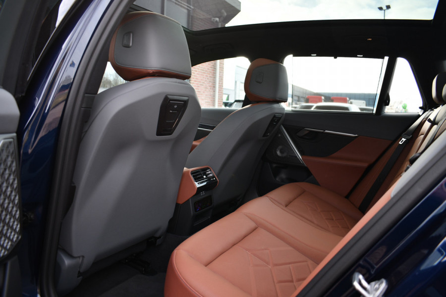 BMW i5 Touring eDrive40 M-Sport Pano Adp-demping B&W Comfzetel+Vent 20inch