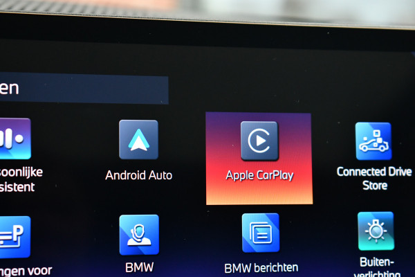 BMW i5 Touring eDrive40 M-Sport Pano Adp-demping B&W Comfzetel+Vent 20inch