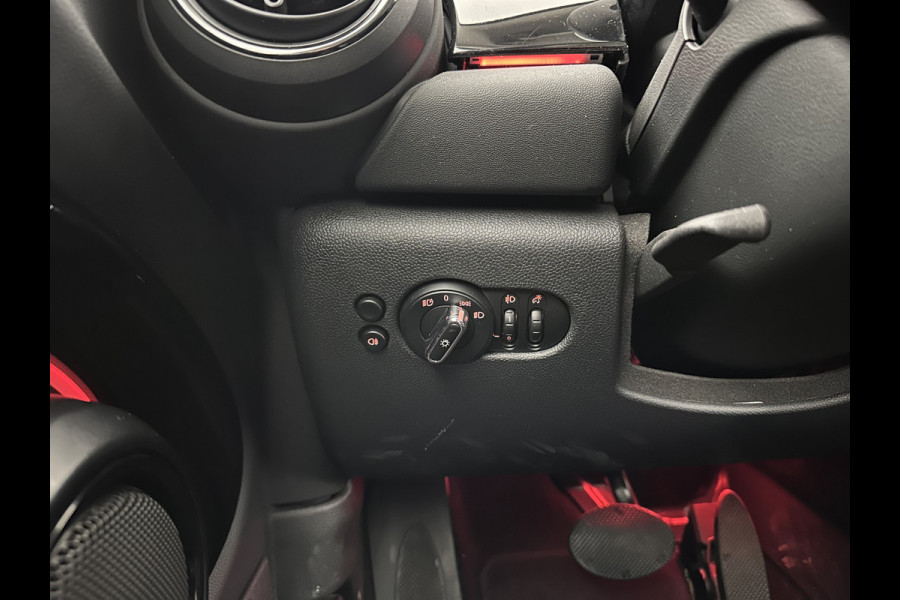 MINI Mini Electric Business Edition 33 kWh [ 3-Fase ] (INCL-BTW) Aut. *LEATHER | FULL-LED | KEYLESS | SPORT-SEATS | NAVI-FULLMAP | ECC | AMBIENT-LIGHT | DAB | DIGI-COCKPIT | PDC | 17"ALU*