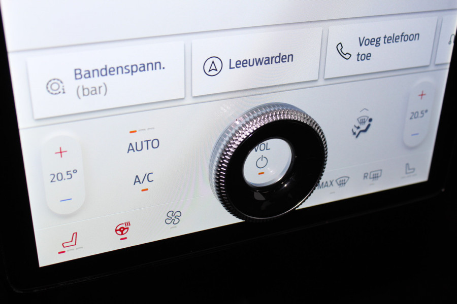 Ford Mustang Mach-E 75kWh/269pk AWD Premium AUTOMAAT volledig ELEKTRISCH ! Fabrieksgarantie t/m 01-03-2027 ! Vierwielaandr., stoel-, stuur- en voorraamverwarming, technologie pakket II, panoramadak, navigatie, telefoonvoorb., winterpakket, parelmoer wit metallic, etc etc