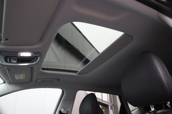 Hyundai Kona 1.6 T-GDI 199PK Automaat Premium Sky Leder/Winter-pack/Open-dak/Keyfree