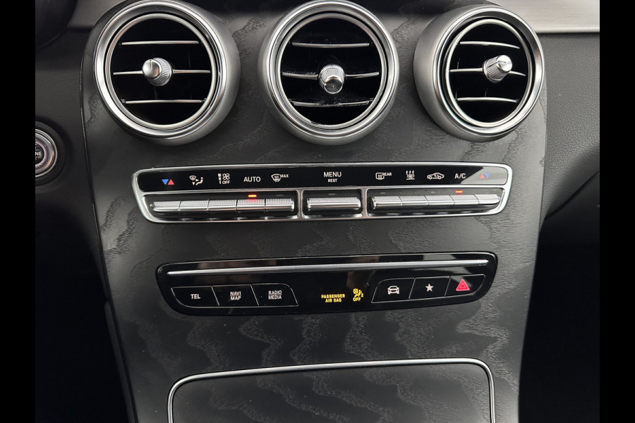 Mercedes-Benz GLC Coupé 300de 4MATIC Business Solution AMG (Plug-in) (INCL.BTW) *LEATHER-FABRIC | FULL-LED | CAMERA | HEATED-SPORTSEATS | NAVI-FULLMAP | PRIVACYGLASS | SHIFTPADDLES | DAB+ | ECC | PDC | CRUISE | 19''ALU*