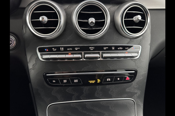 Mercedes-Benz GLC Coupé 300de 4MATIC Business Solution AMG (Plug-in) (INCL.BTW) *LEATHER-FABRIC | FULL-LED | CAMERA | HEATED-SPORTSEATS | NAVI-FULLMAP | PRIVACYGLASS | SHIFTPADDLES | DAB+ | ECC | PDC | CRUISE | 19''ALU*