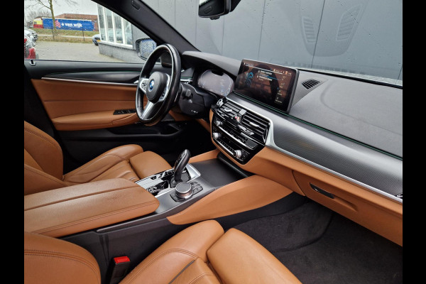 BMW 5 Serie Touring 530e Facelift /LED/PANO/1eig./INCL.BTW