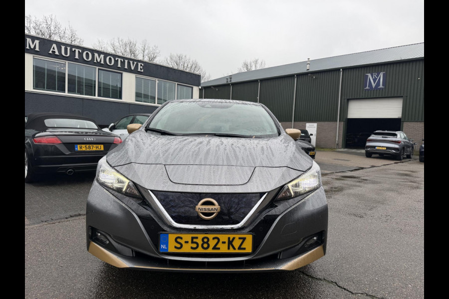 Nissan Leaf Tekna 40 kWh SOH 91%| WARMTEPOMP | BOSE AUDIO | STUUR + STOELVERWARMING VOOR EN ACHTER  | LEDEREN BEKLEDING | 360° CAMERA | DODEHOEKDETECTIE | NETTE COMPLETE AUTO | INCL. 12 MND BOVAG GARANTIE