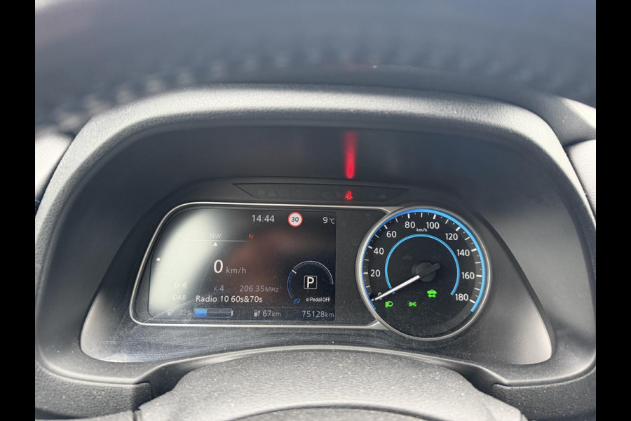 Nissan Leaf Tekna 40 kWh SOH 91%| WARMTEPOMP | BOSE AUDIO | STUUR + STOELVERWARMING VOOR EN ACHTER  | LEDEREN BEKLEDING | 360° CAMERA | DODEHOEKDETECTIE | NETTE COMPLETE AUTO | INCL. 12 MND BOVAG GARANTIE