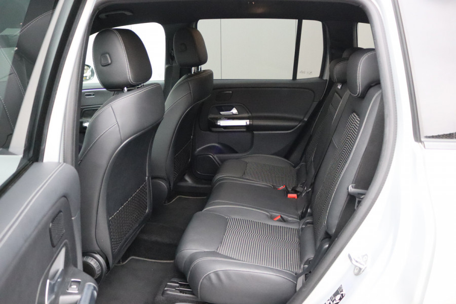 Mercedes-Benz Glb 200 Automaat Business Line 7pers. Trekhaak/Navigatie/Camera/Parkeerhulp/Stoelverwarming