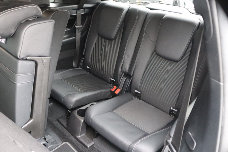 Mercedes-Benz Glb 200 Automaat Business Line 7pers. Trekhaak/Navigatie/Camera/Parkeerhulp/Stoelverwarming