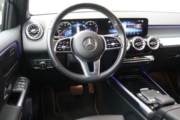 Mercedes-Benz Glb 200 Automaat Business Line 7pers. Trekhaak/Navigatie/Camera/Parkeerhulp/Stoelverwarming