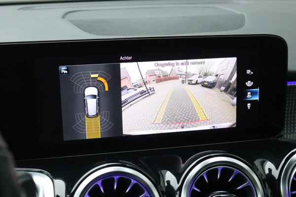 Mercedes-Benz Glb 200 Automaat Business Line 7pers. Trekhaak/Navigatie/Camera/Parkeerhulp/Stoelverwarming
