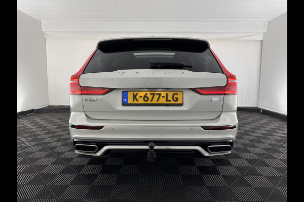 Volvo V60 2.0 T6 Recharge AWD R-Design (Plug-in) (INCL.BTW) Aut. *PANO | HEAD-UP | LEATHER-FABRIC | FULL-LED | MEMORY-PACK | HARMAN/KARDON | DIGI-COCKPIT | HEATED-SPORTSEATS | KEYLESS | DAB+ | NAVI-FULLMAP | PDC | CRUISE | TOWBAR | 19''ALU*