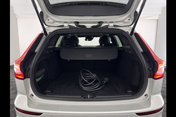 Volvo V60 2.0 T6 Recharge AWD R-Design (Plug-in) (INCL.BTW) Aut. *PANO | HEAD-UP | LEATHER-FABRIC | FULL-LED | MEMORY-PACK | HARMAN/KARDON | DIGI-COCKPIT | HEATED-SPORTSEATS | KEYLESS | DAB+ | NAVI-FULLMAP | PDC | CRUISE | TOWBAR | 19''ALU*