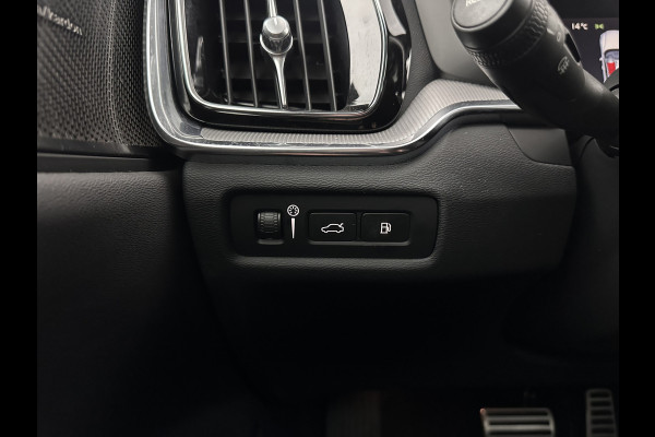 Volvo V60 2.0 T6 Recharge AWD R-Design (Plug-in) (INCL.BTW) Aut. *PANO | HEAD-UP | LEATHER-FABRIC | FULL-LED | MEMORY-PACK | HARMAN/KARDON | DIGI-COCKPIT | HEATED-SPORTSEATS | KEYLESS | DAB+ | NAVI-FULLMAP | PDC | CRUISE | TOWBAR | 19''ALU*