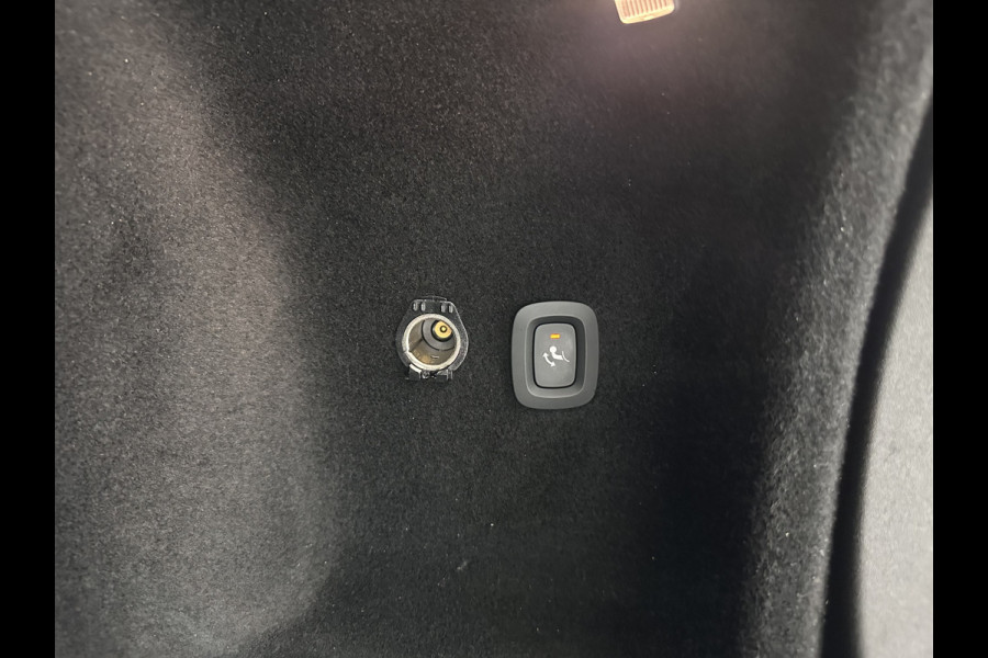 Volvo V60 2.0 T6 Recharge AWD R-Design (Plug-in) (INCL.BTW) Aut. *PANO | HEAD-UP | LEATHER-FABRIC | FULL-LED | MEMORY-PACK | HARMAN/KARDON | DIGI-COCKPIT | HEATED-SPORTSEATS | KEYLESS | DAB+ | NAVI-FULLMAP | PDC | CRUISE | TOWBAR | 19''ALU*