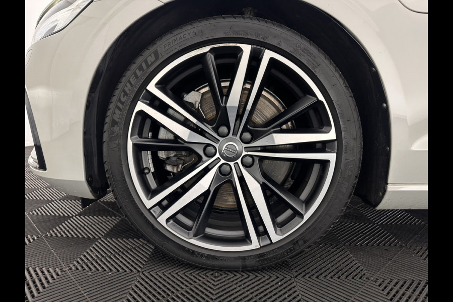 Volvo V60 2.0 T6 Recharge AWD R-Design (Plug-in) (INCL.BTW) Aut. *PANO | HEAD-UP | LEATHER-FABRIC | FULL-LED | MEMORY-PACK | HARMAN/KARDON | DIGI-COCKPIT | HEATED-SPORTSEATS | KEYLESS | DAB+ | NAVI-FULLMAP | PDC | CRUISE | TOWBAR | 19''ALU*