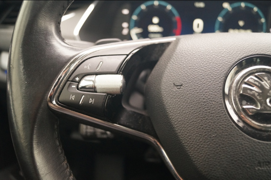Škoda Octavia Combi 1.0 e-TSI 110pk DSG Business Edition Plus -NAVI-TREKHAAK-