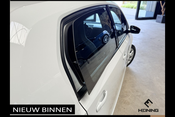 Volkswagen up! 1.0 BMT move up! Airco. Bluetooth. Lichtmetaal. Hollandse auto met NAP
