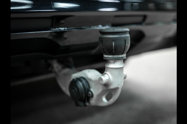 Mercedes-Benz GLC 300e 4MATIC AMG Line | Stoelverwarming | Burmester | Trekhaak | Comfort Stoelen |